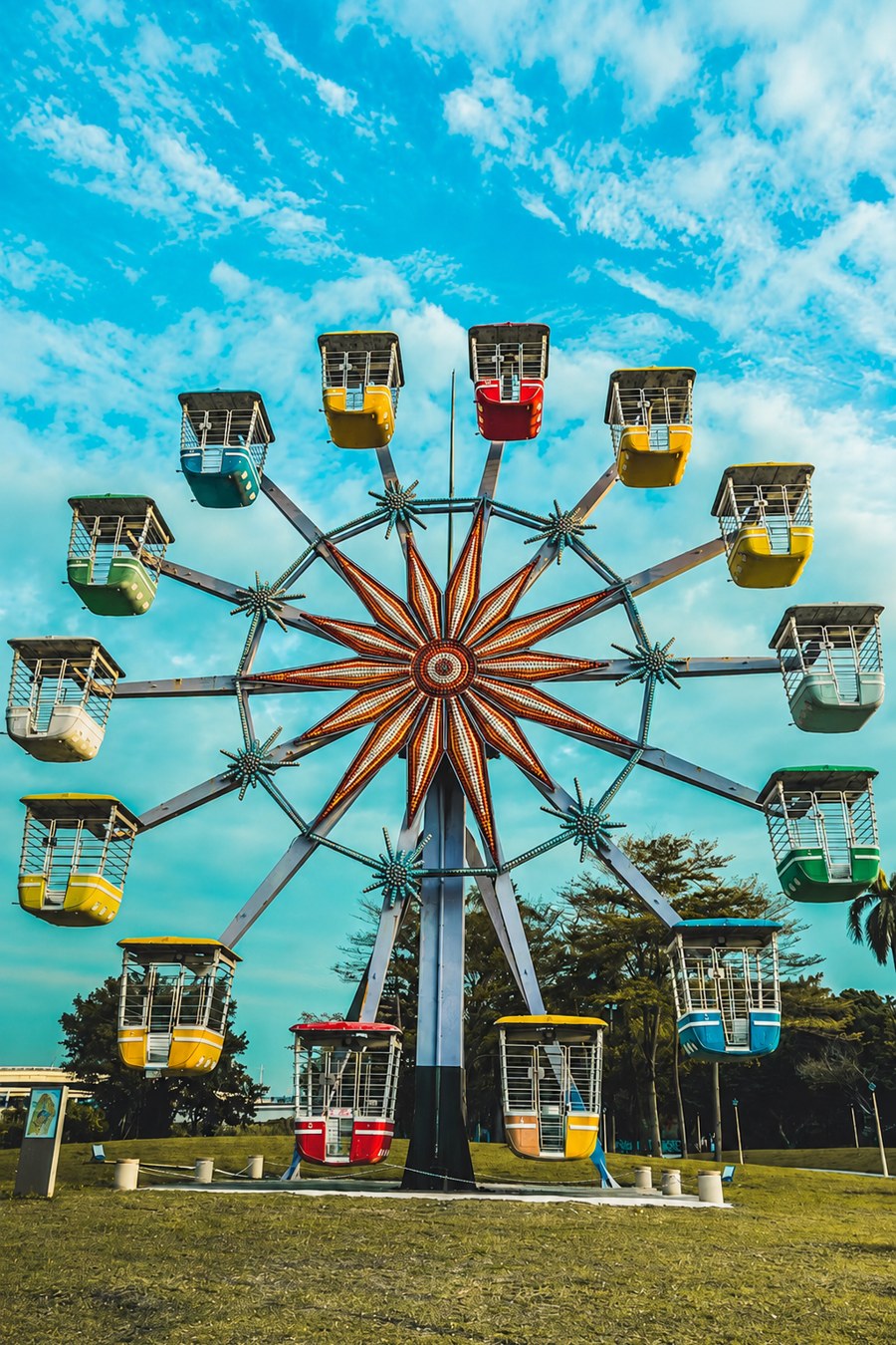 Ferris wheel photo for Carnival Fences